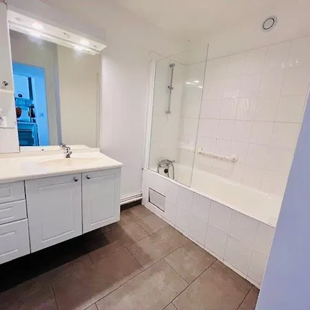 Lumineux Refait A Neuf, Centre-ville, Proche Plage, Balcon Sud, Parking, Wifi - Fr-1-478-271 *